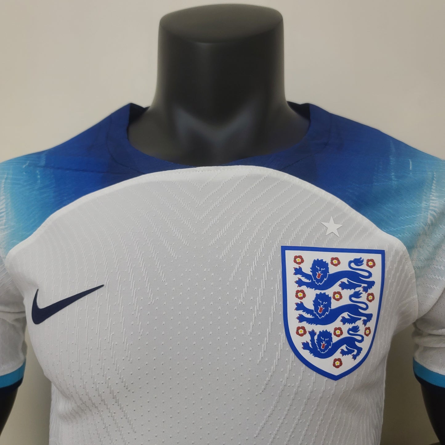 Camiseta Versión Jugador Inglaterra Local Qatar 2022