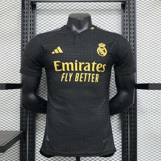 Kit completo Versión Jugador Real Madrid Tercera 23/24